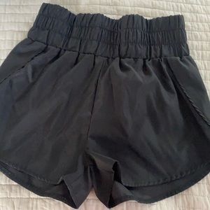 high waisted athletic shorts size large